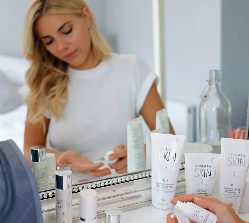 Herbalife Nemlendirici Göz Kremi 15 ml